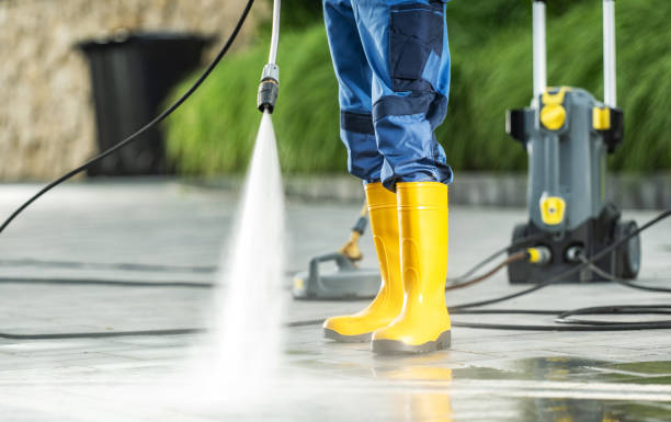 Garage Pressure Washing in Madison Lake, MN